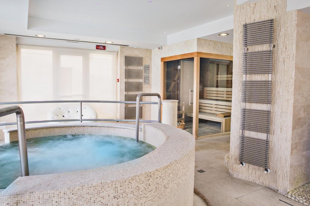 Classic Single Room Spa Access