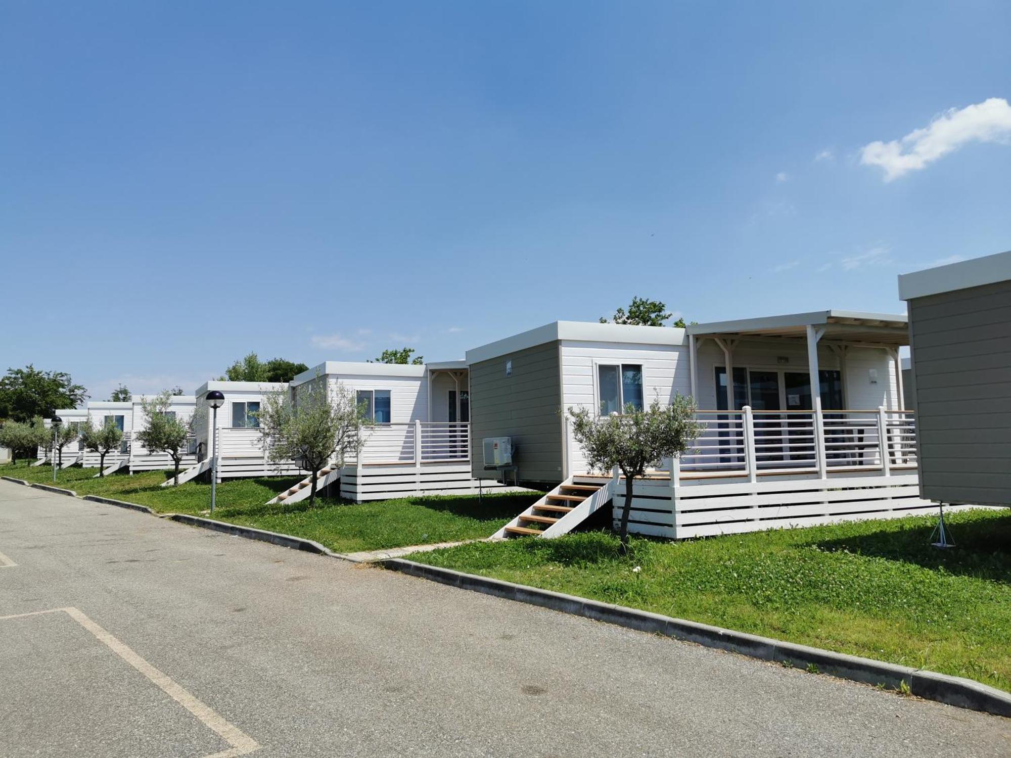Mobile Home Deluxe
